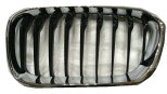 BMW S/1 F20/F21 2015.03-*GRELHA ESQ CROMADA/PRETA(MOD SPORT) - 
